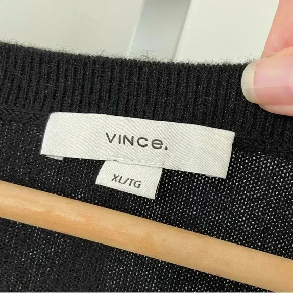 NWT Vince 100% Cashmere Weekend V-Neck Sweater size XL - Picture 5 of 11